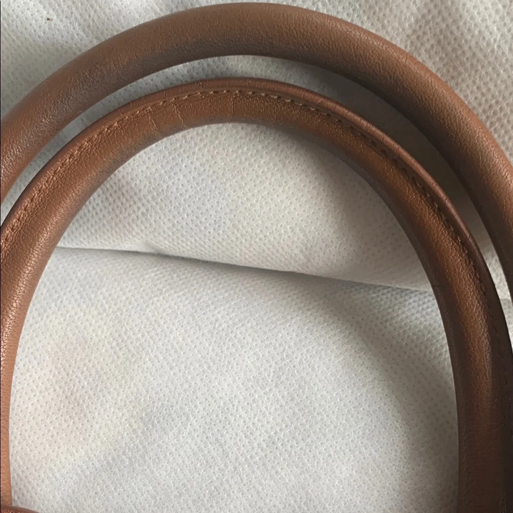 Yves Saint Laurent- Authentic 🍀 Brown Leather Satchel with Gold Y Hardware - Picture 11 of 12